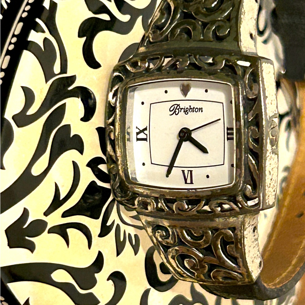 Brighton watch with leather band